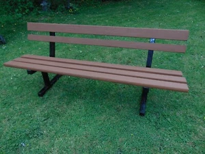 GARDEN OR PARK BENCH HARDWOOD GREAT CONDITION - Picture 1 of 5