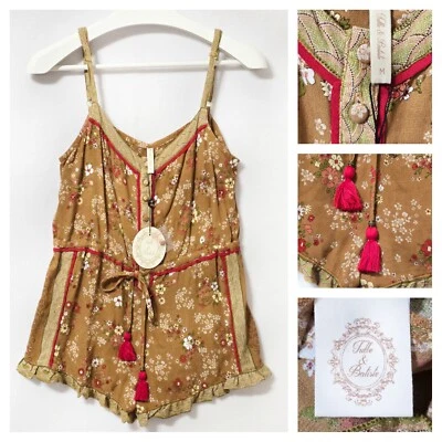 $133 тюль и батист комбинезон Joanna игровой костюм Sz M богемное цветочный кисточки коттедж новый с Ярлыками - Изображение 1 из 4