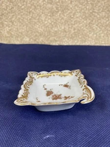 Kleine beide antike Porzellan Ring Schale 3 1/2" quadratisch Gold Blumen gewellter Rand - Bild 1 von 8