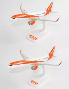 Easyjet Airbus A320neo G-UZLM + A321neo G-UZMJ 1/200 scale - 2 models PPC - Picture 1 of 1