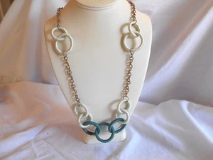NEW COSTUME JEWELRY GOLD TONE CHAIN, BLUE & WHITE RINGS 27" NECKLACE..... - Picture 1 of 4