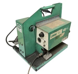 Union Carbide Linde MIG-31 Drahtvorschub Schweißgerät 120V 9A 50/60Hz - Bild 1 von 3
