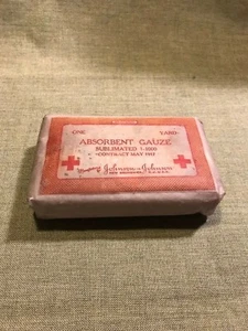 WWI US Army Medical J&J 1917 contract absorbent gauze bandage Medics belt - Picture 1 of 1