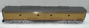 MTH PREMIER O-GAUGE EMD E-8 UNION PACIFIC B-UNIT DIESEL ENGINE #963B. NO BOX. - Picture 1 of 9