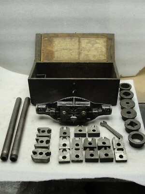 Vintage REED Mfg. Co. Pipe Threader #1301 Set No 2 1/2" With Dies & Original Box - Image 1 of 4
