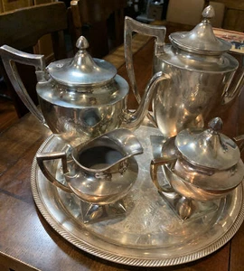 Wilcox Silver Plate Co Tea And Coffee Set 1959 - Picture 1 of 10
