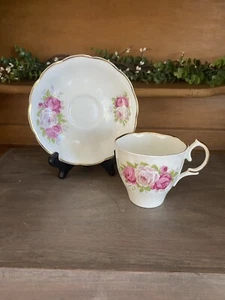 Jason Bone China Teacup & Saucer England Pink Roses Gold Trim ~NICE~ - Picture 1 of 6