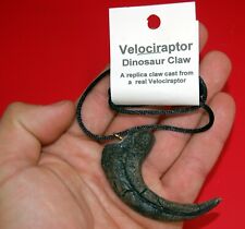 Velociraptor Dinosaur Claw Necklace (replica 3063)
