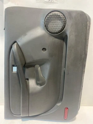 04 05 06 07 GMC SIERRA 1500 Front Door Trim Panel Left Foto 1 de 4