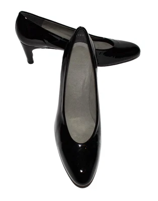 Stuart Weitzman Black Patent Leather Almond Toe Block Heel Pumps Size 8N - Image 1 of 4