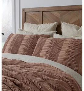 New Southern Living Simplicity Cyan King Coverlet & Shams - Picture 1 of 4