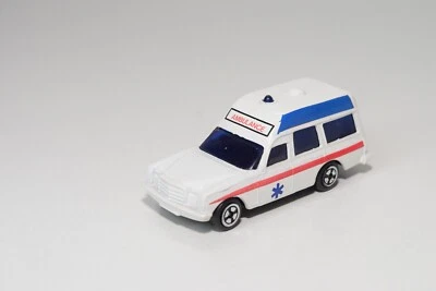 A54 1:60 CORGI TOYS MERCEDES-BENZ BINZ AMBULANCE 2200 BONNA TOP ZUSTAND - Bild 1 von 4