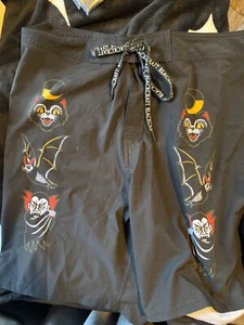BLACKCRAFT - Gothic Vampire - Mens Board Shorts / Swim Trunks - Size 38 - Foto 1 di 3