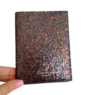 Estuche para pasaporte Coach bronce brillo nuevo con etiquetas difícil de encontrar Foto 1 de 4