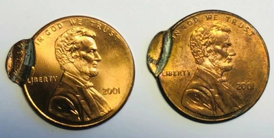 2001 1c TWO COINS BOTH DOUBLE STRUCK 2ND STRIKE - Lot 1024 - Image 1 of 2