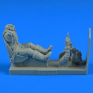 Aires 320130  1/32 USAF P-47 Thunderbolt WWII Pilot w/Ejection Seat