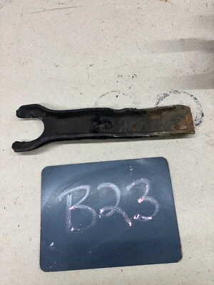 1986 1991 FORD 429 460 HYDRAULIC CLUTCH BELLHOUSING FORK F250 F350 NP435 T18 T19 - Image 1 of 4