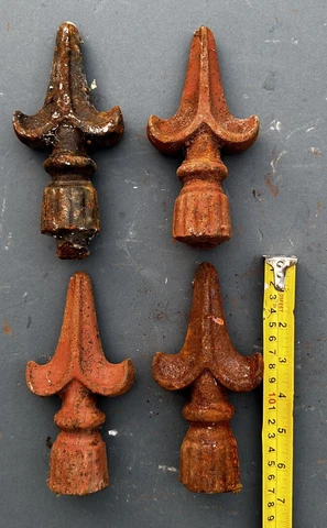 VINTAGE 4x CAST IRON GARDEN GATE FENCE FINIALS ARCHITECTURAL SALVAGE GOTHIC Cover