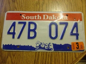 South Dakota 2003 matrícula SD matrícula MT RUSHMORE RAT ROD      - Imagen 1 de 3