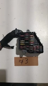 Fuse box for Volkswagen Golf UK183766-15 - Picture 1 of 3