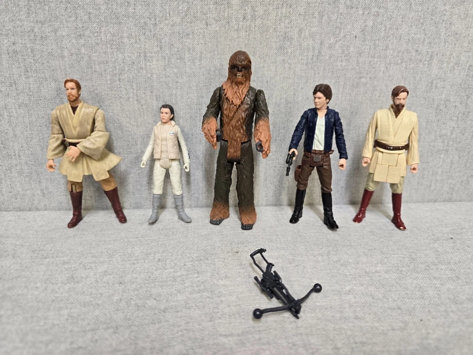 Lote de 5 figuras de Star Wars de 3" y 4" varias series Han Solo Chewbacca Princesa Leia Foto 1 de 1