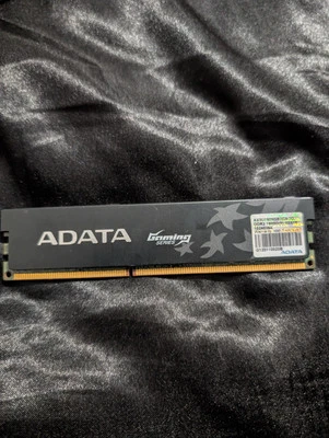 Adata Gaming Series 3 GB DDR3  - Image 1 of 2