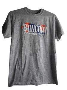 Camiseta Gildan Dryblend Gráfica Talla M Mezcla de Algodón Gris Raya Natación YMCA - Imagen 1 de 4