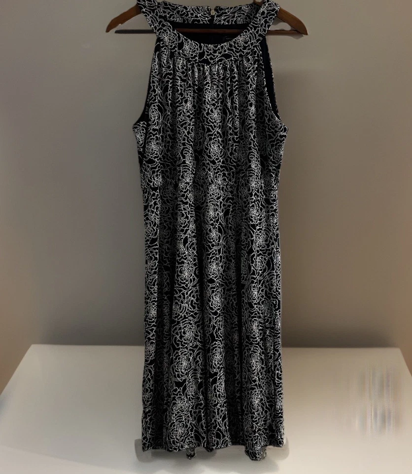 Tommy Hilfiger Dress Size 10 Navy White Floral Stretch Knit A Line Sleeveless  - Image 1 of 4
