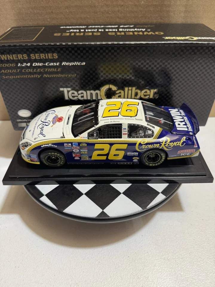 Jamie McMurray #26 Crown Royal Night Owners Series 2006 1/24 Nascar Diecast Foto 1 de 4