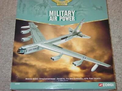Corgi Aviation Archive AA33501 USAF Boeing B-52C Carswell AFB die-cast model - Image 1 of 4