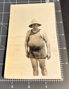 1920s Fat Man SWIMSUIT Bulge BELLY Funny Hat Miami Bch FL Antique Snapshot PHOTO - Picture 1 of 3