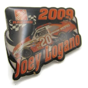 Prendedor de carreras Joey Logano 2009 Home Depot 20 autos - Imagen 1 de 4