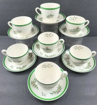 7 Spode Christmas Tree Cups Saucers Set Vintage 2 1/2" Holiday Copeland England  - Image 1 of 4