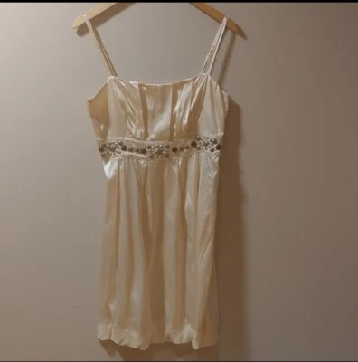 Женское шелковое платье с украшениями Marciano — размер M - Изображение 1 из 4