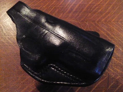 Galco PLE224B Right Hand holster for a Glock 19 - Image 1 of 3