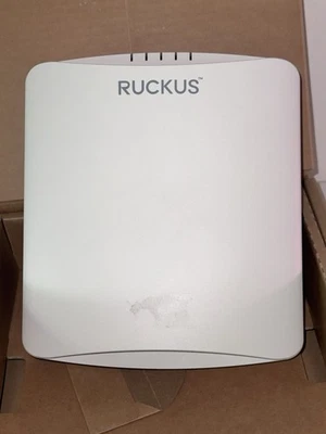 Ruckus R750 2400Mbps Wireless Access Point - 901-R750-US00 - Image 1 of 4