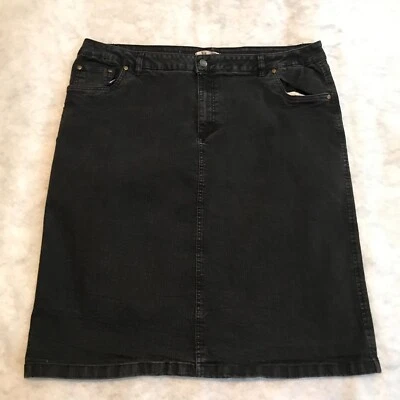 Falda de mezclilla negra recta de 24,5" clásica moderna de 5 bolsillos talla 22W de Woman Within Foto 1 de 4