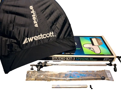 Softbox Kit Westcott Apollo 28-Inch - Includes Monopod, Arm & L-1000 Back Stand - Image 1 of 4