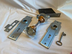 Antike Vintage Russwin Original Glastürgriffe mit Platte & Schlüssel - Bild 1 von 5
