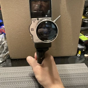 8MM Mansfield Holiday CE-1 Zoom EE Automatic/Windup Movie Camera, 1960s WORKS - Picture 1 of 11