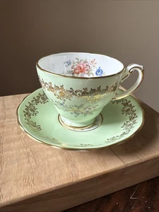 Vintage Tea Cup Saucer Set Hammersley Bone China Green Floral England Gold S461 - Picture 1 of 8