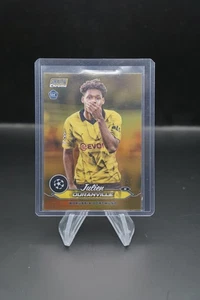 Julien Duranville 2023-24 Topps Stadium Club Chrome UCL #16 Gold/50 RC Rookie - Bild 1 von 2