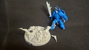 Ultramarines | Roboute Guilliman | Primed - Picture 1 of 6