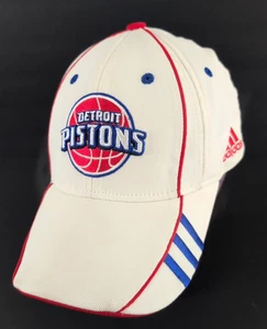 Detroit Pistons Adidas Flexfit Mütze NBA Basketball Kappe Erwachsene weiß rot blau sehr guter Zustand - Bild 1 von 8