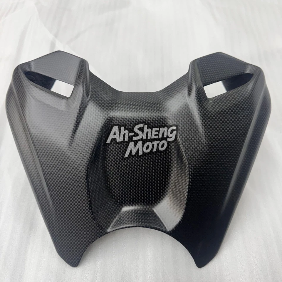 For Ducati Streetfighter V4 2025 100% Carbon fiber fuel tank front cover fairing - Image 1 of 4