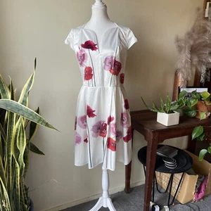 Designer Mackenzie Mode white floral dress size 12-14 Fit & Flare pleated skirt - Picture 1 of 18
