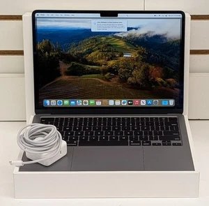 Apple MacBook Air 2022 13" Laptop M2 256GB SSD 16GB RAM - Excellent - Afbeelding 1 van 10