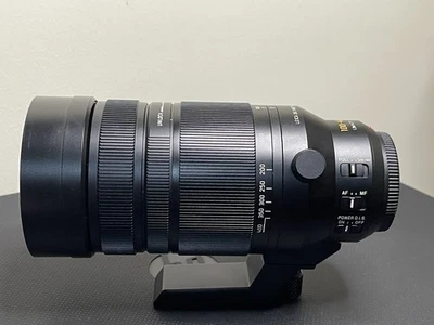 Panasonic Leica DG VARIO-ELMAR 100-400mm F4-6.3 Near Mint  - Image 1 of 4