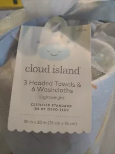 Cloud Island 3 Kapuzenhandtücher und 6 Waschlappen für Baby - Bild 1 von 4