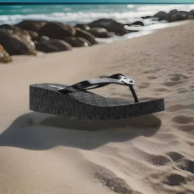 Chanclas Michael Kors Nueva Bedford Glam Plataforma PVC Logo-Negro/Gris-Elige Talla Foto 1 de 3